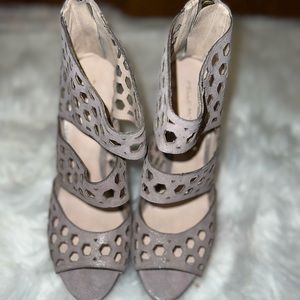 🤎Like new Pelle Moda heels 🤎